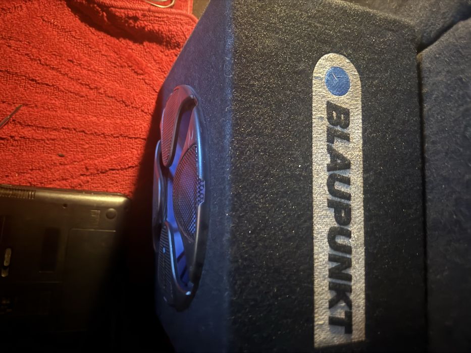 Subwoofer + amplificator  250w + 350+