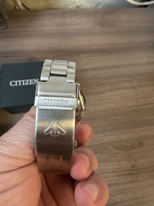 Citizen  NY-0085-86E