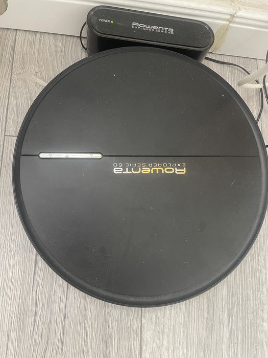 Aspirator robot / Robotel Rowenta seria 60
