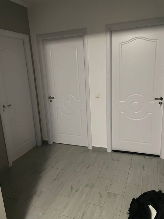 Închiriere apartament 3 camere