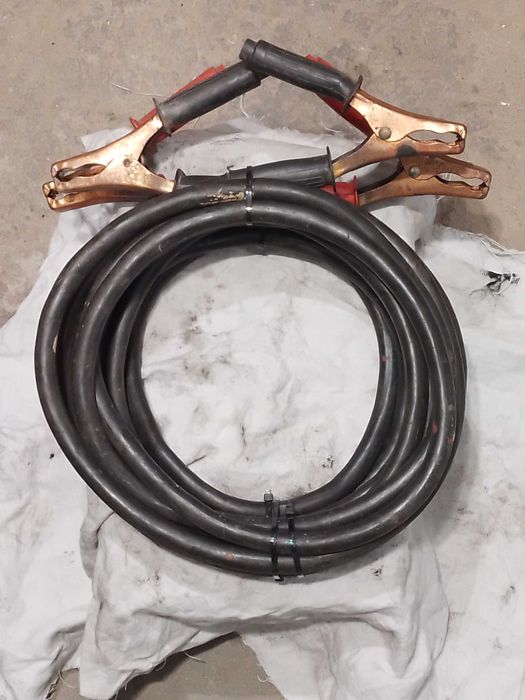 Кабели за подаване на ток