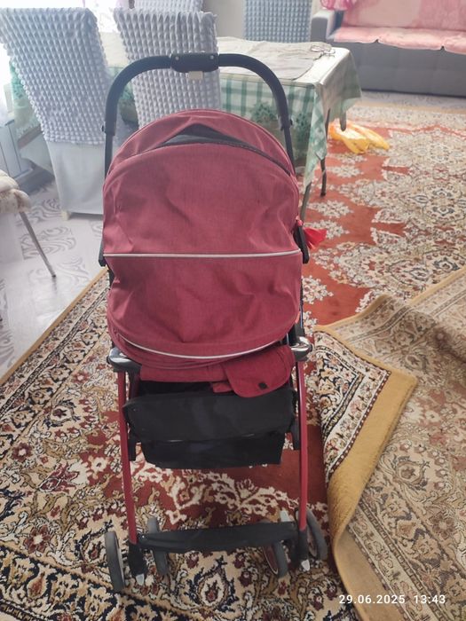 Продам коляску для ребенка