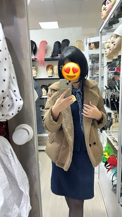 Парик черный карэ