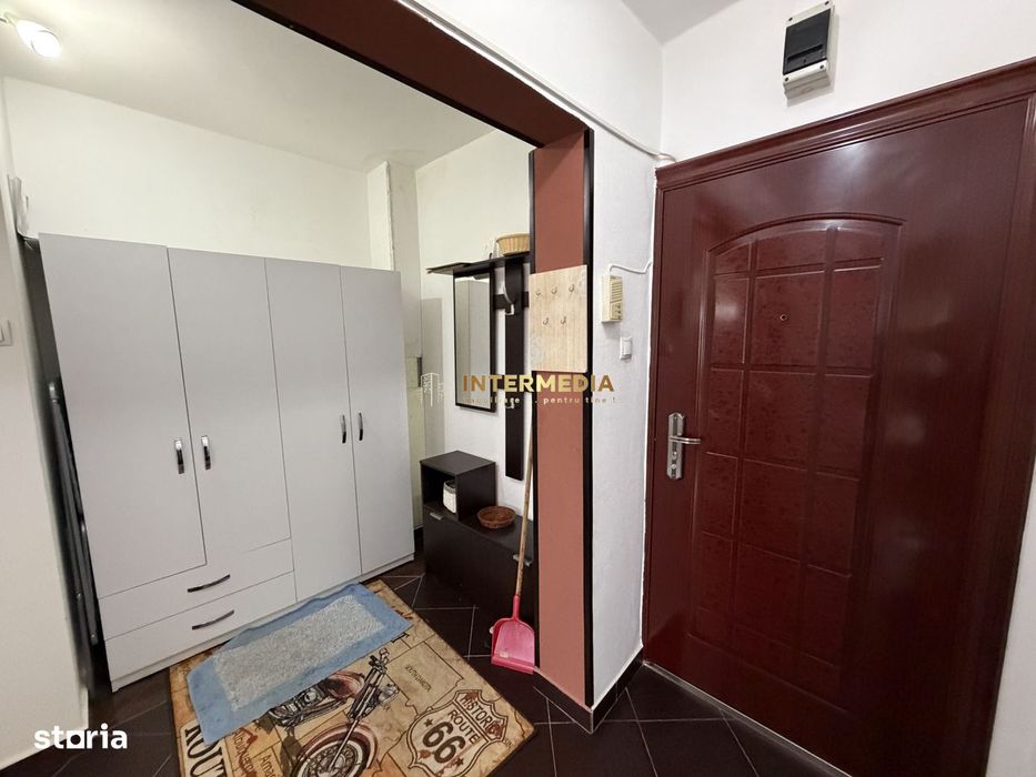 Inchirere Garsoniera 34 mp CETATE Flanco Etaj intermediarr Balcon Parc