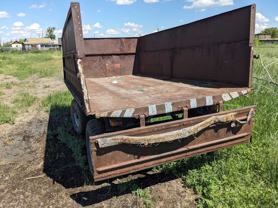 Прицеп ПТС-4... .