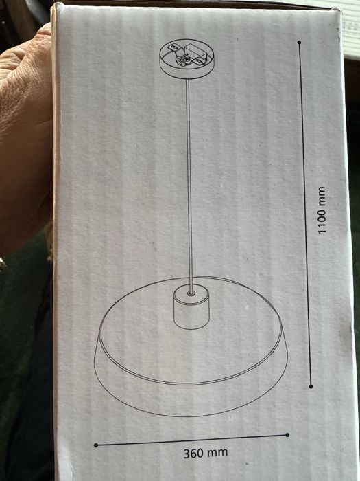 Метална висяща лампа