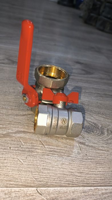 Латунный шаровой кран ЛД
