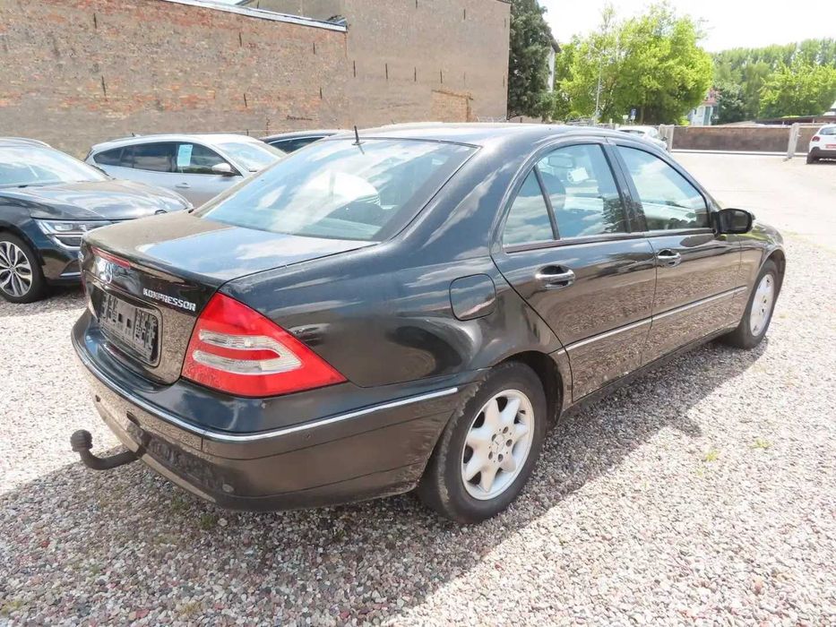 На Части Mercede W203 C180 Kompressor 143к.с. Facelift седен