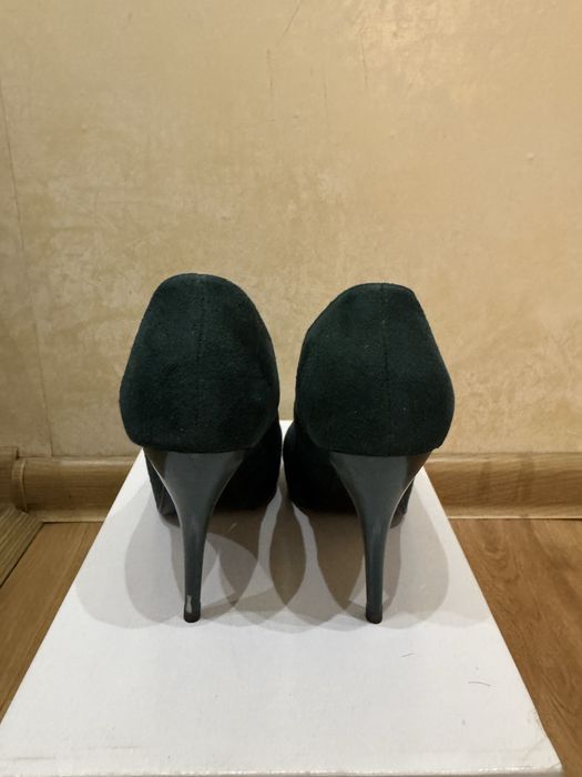 Женская обувь 38 размер