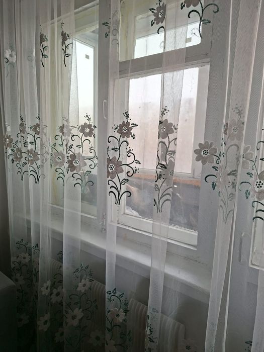 Диван в подарок тюль