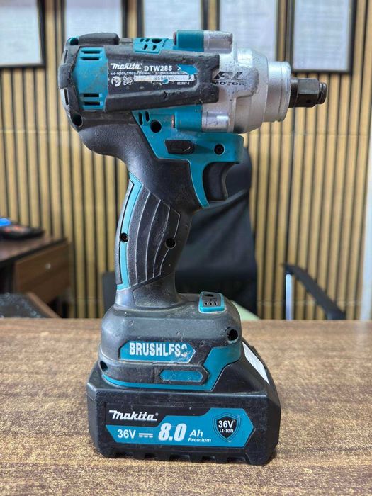 Aкумулаторен ударен гайковерт Makita DTW285 + батерия 8.0Ah