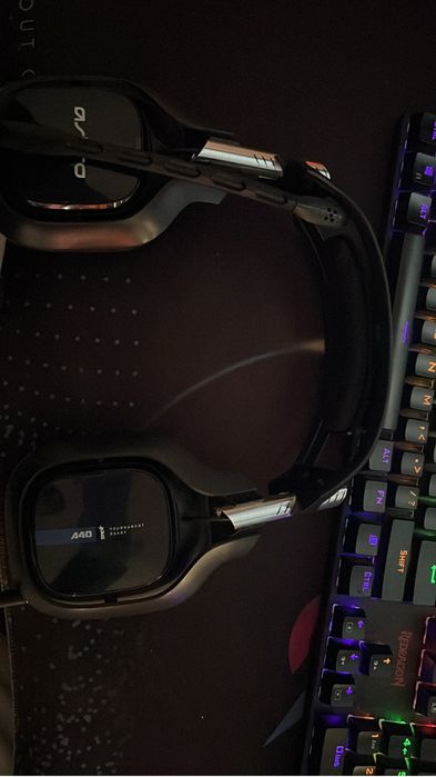 OFERTA!! Vand urgent pc gaming complet am nevoie de bani