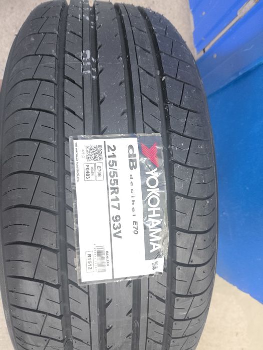 Шины 215/55/17 новые