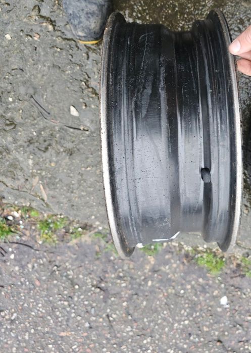 Джанти 16 цола от VW caddy със резервна гума 15 "