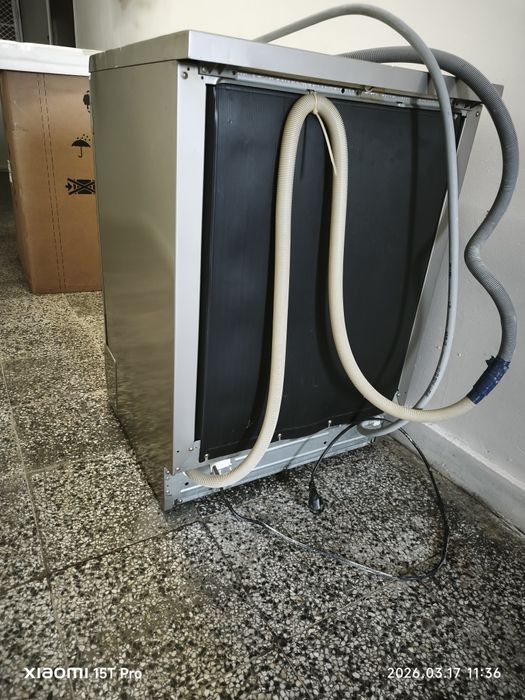 Съдомиялна Ariston