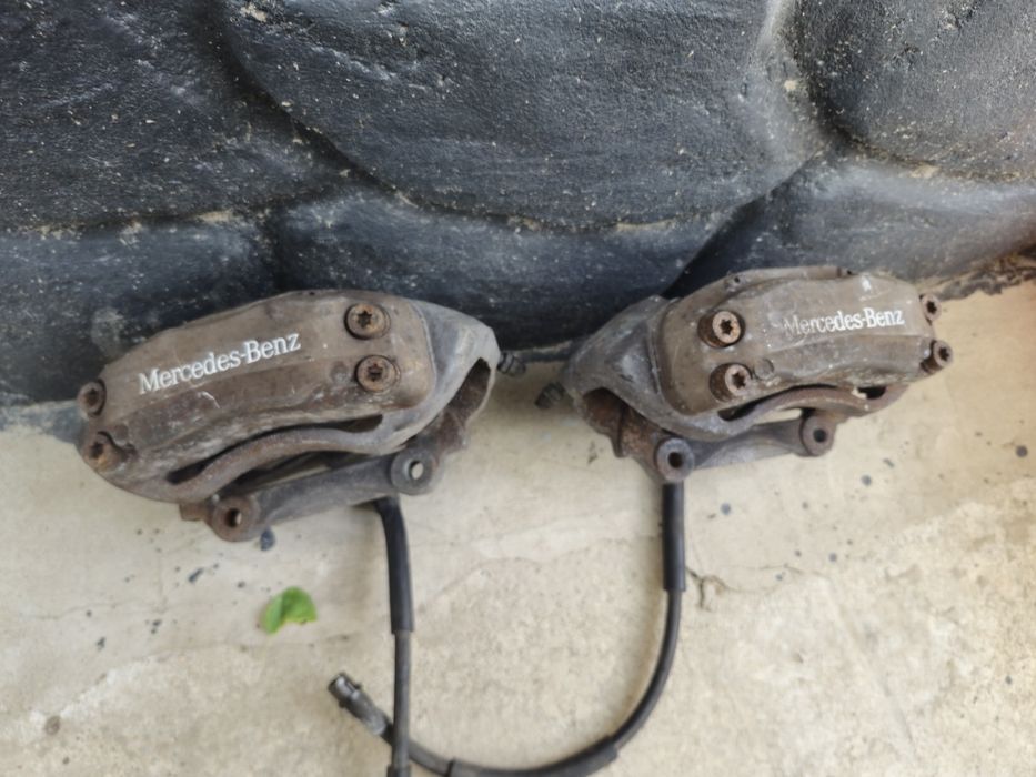 Brembo Продам супорта на W211 E500, S220 E500