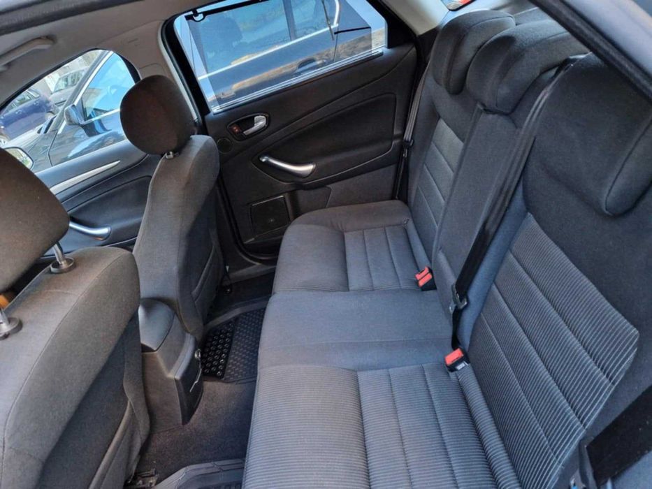 Ford Mondeo 2.0 бензин,107kw.147ks.ръчна скоросна кутия.169000км.