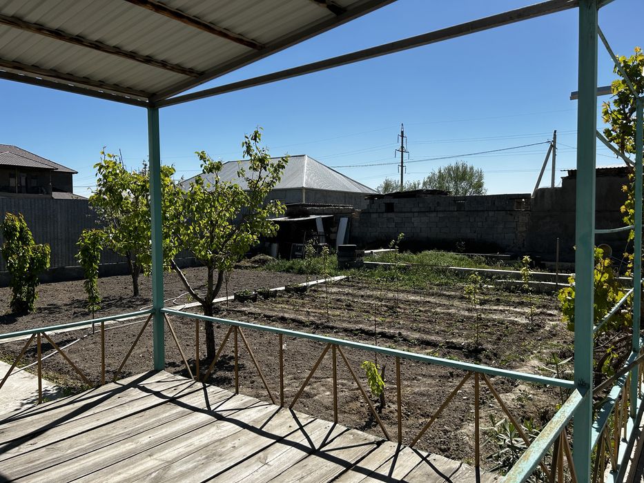 Продается дом на массив Арае