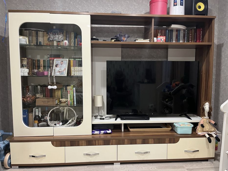 Продам гостиную