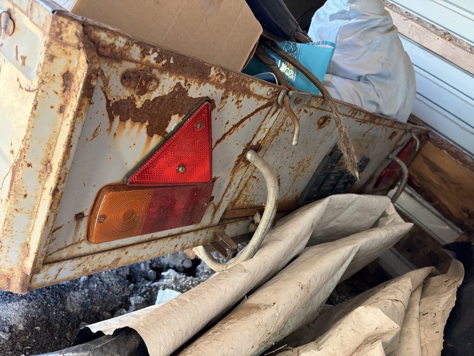 Прицеп автомобильный