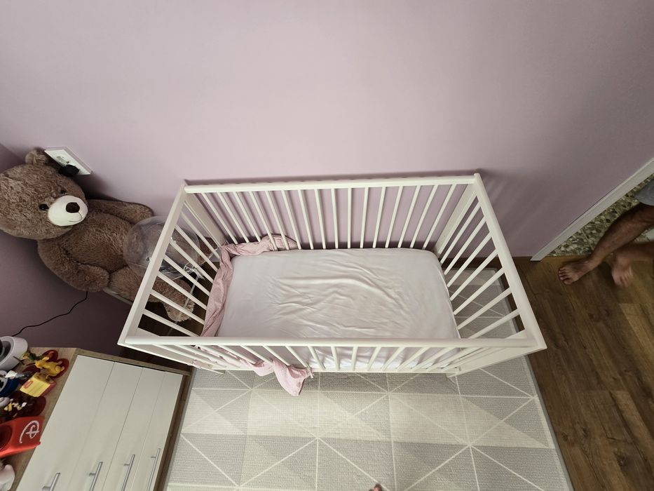 Детско креватче заедно с матрак 60/120 см