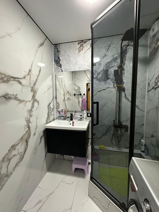 Продается Душевая кабина