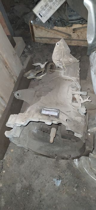 МКПП . Ауди А-4. 30 000