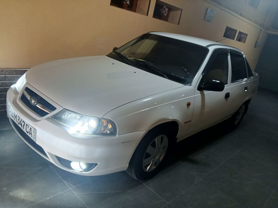 Nexia 2 daewoo sotiladi