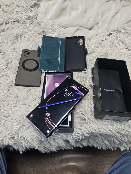 Продам Samsung note 10 plus 12/256