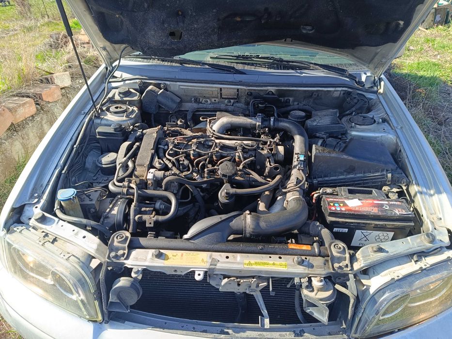 Волво V40 на части