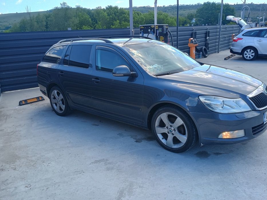 Vând Skoda Octavia