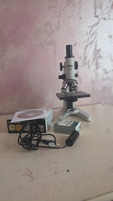 Микроскоп    Konus College 600X (модел #5302),