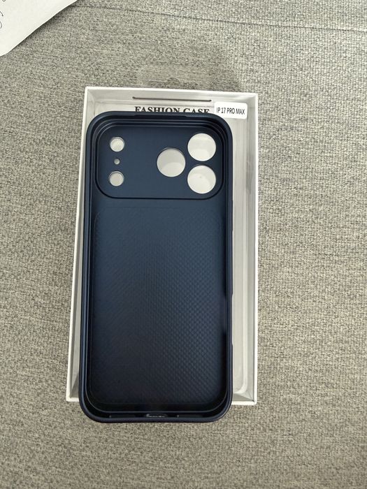 Husă MagSafe pentru iPhone 17 Pro Max – protecție premium