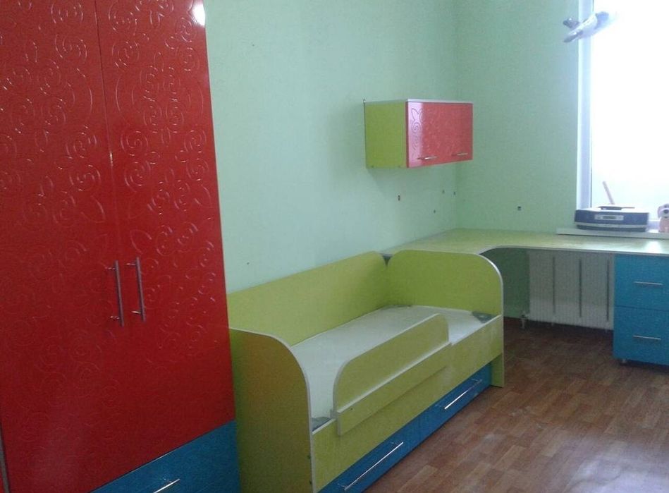 Детская мебель, шкаф, кравать, стол