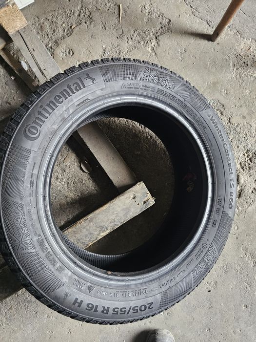 2 anvelope iarna 205 55 16 Continental 6.1mm 2020