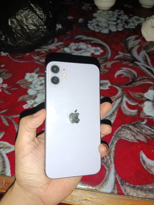 iPhone 11 128.  Fialetviy