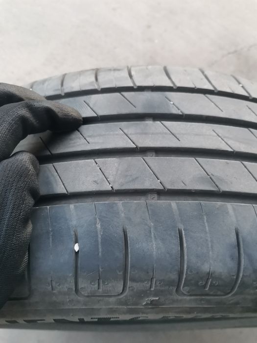 215/55/17 Goodyear Efficientgrip Performance