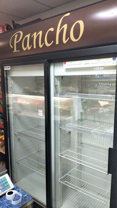 Продам холодильник витринный нерабочий