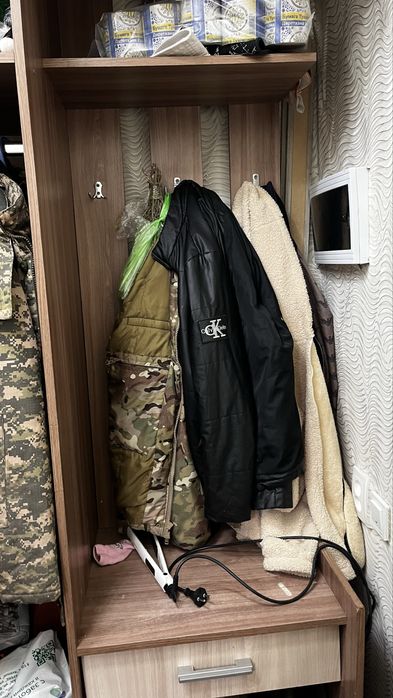 Продам      Прихожка