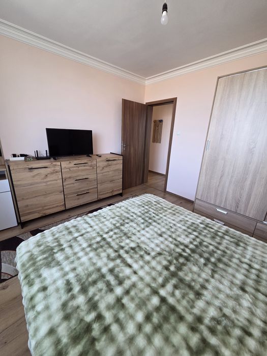 2 стаен обзаведен апартамент, гр. Перник, център,