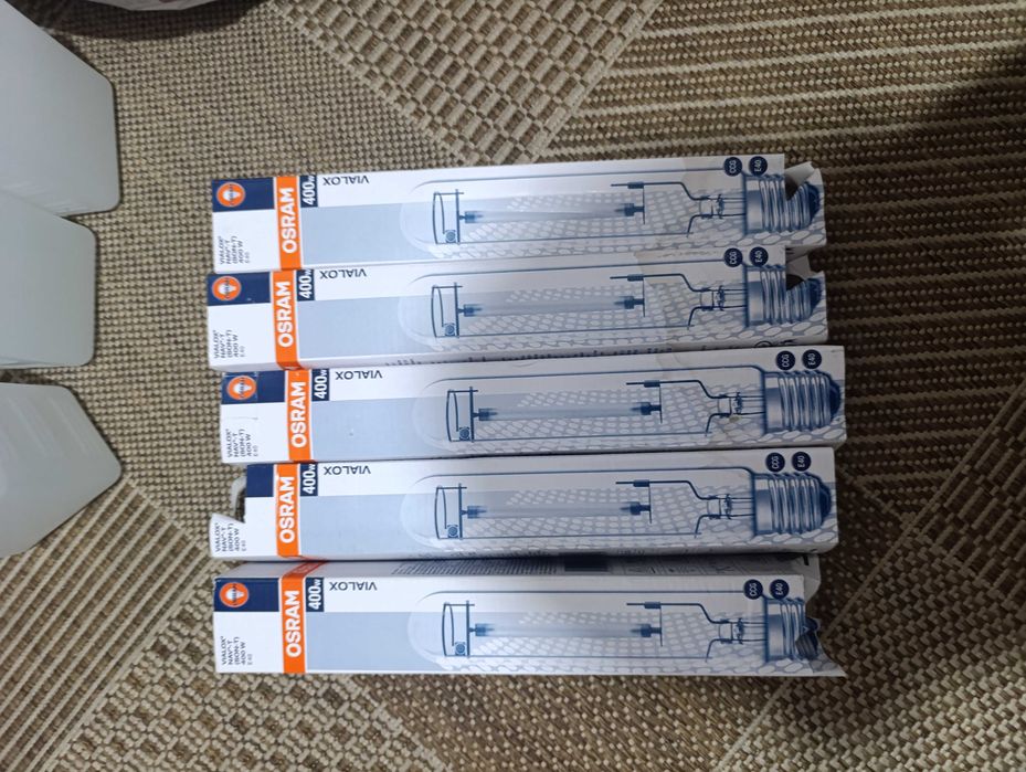 Газозарядная натриевая Лампа