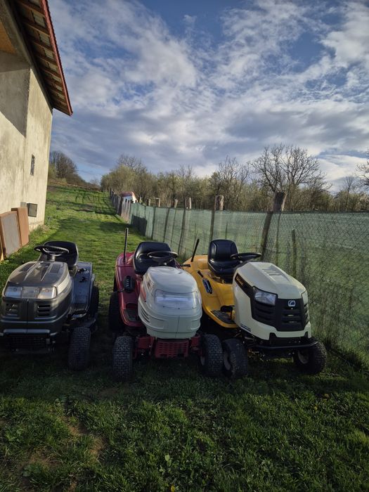 Vand tractorase de gazon