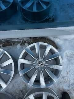 Set Jante Arteon Passat Anvelope Iarna Noi Gripmax Suregrip 235 40 19