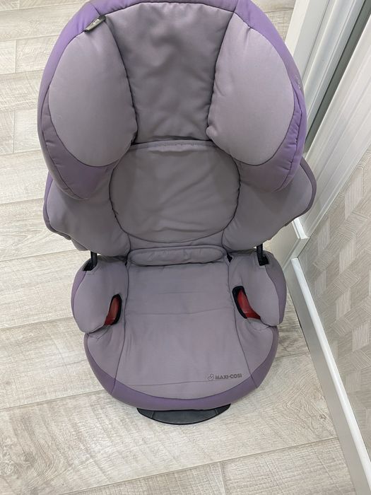 Детское автокресло maxi-cosi