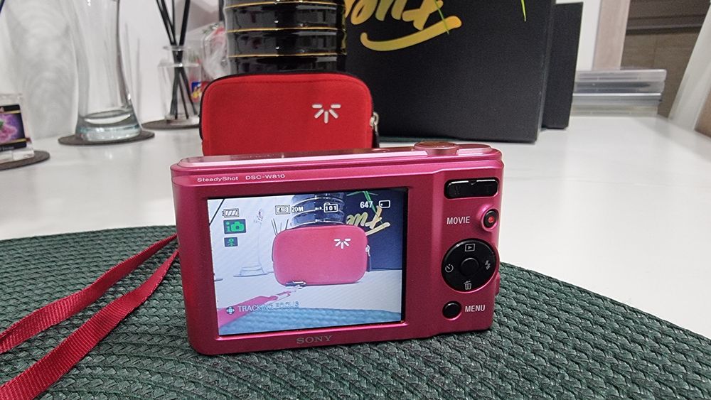 Cameră digitală Sony DSC-W810  ,superb,20,1 mp ,ideal cadouri deos