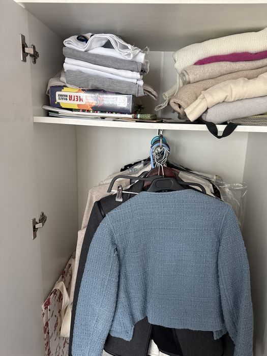 Шкаф платяной трехдверный