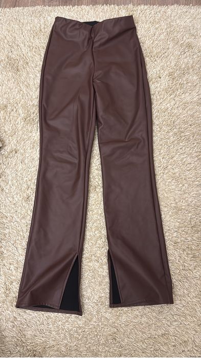 Штаны из экокожи клеш