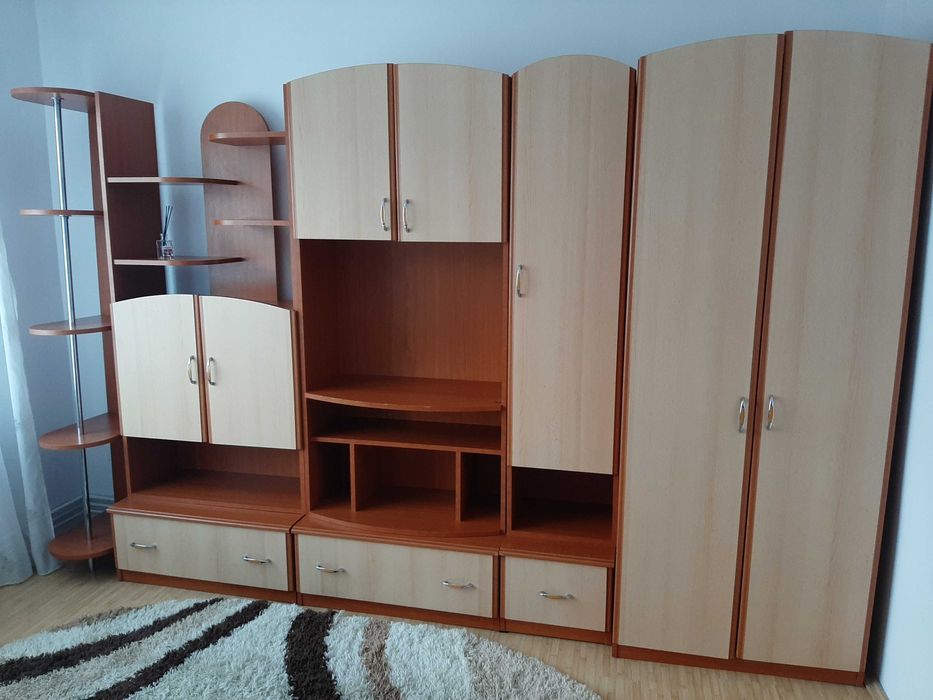 Inchiriez apartament 2 camere