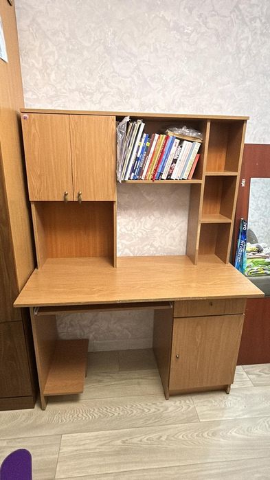 Компьютерный стол