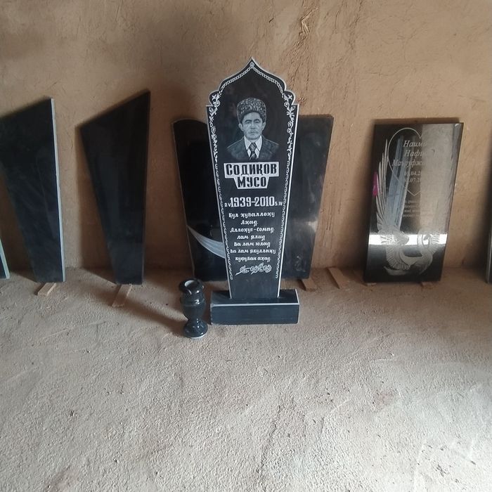 Qabr toshlar sifatli va arzon 1 qŏl